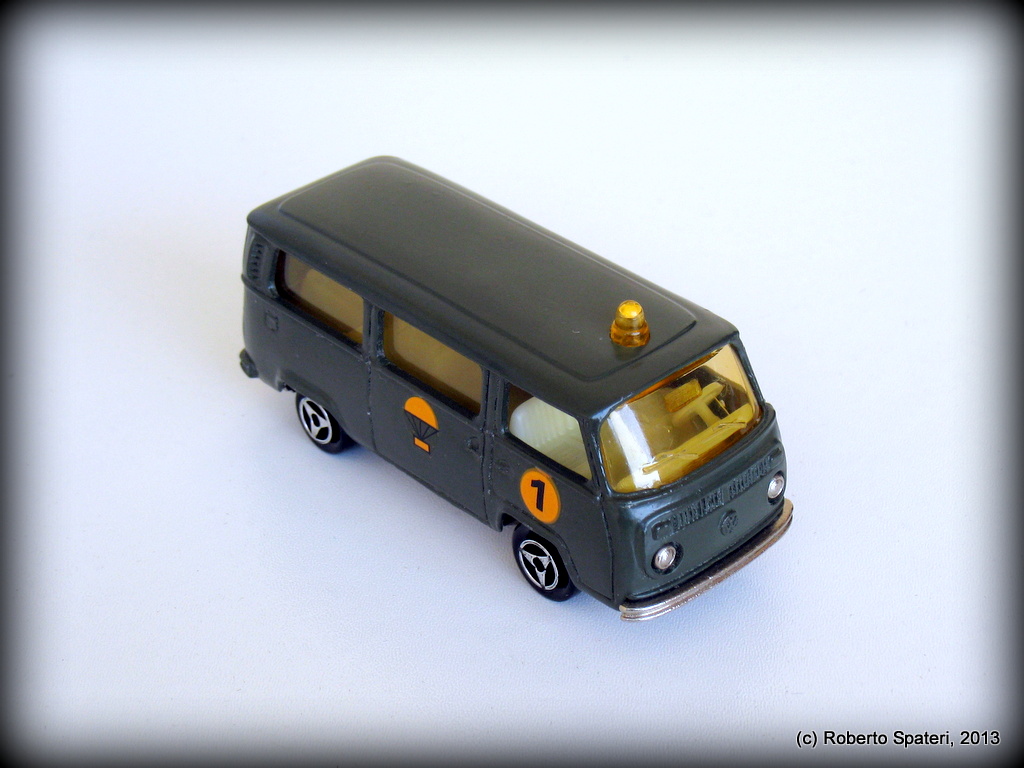 Majorette Volkswagen T2 Fourgon (n.244-A)